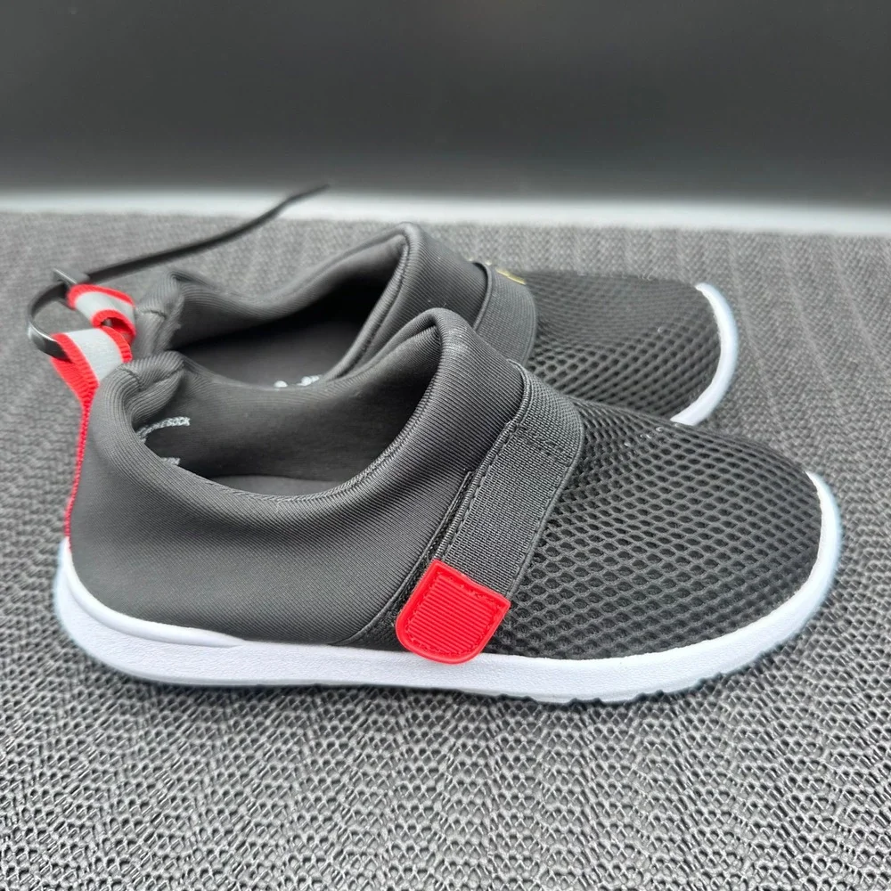 Cat & Jack Toddler Austen Water Shoes Black Red Mesh Slip On Size 11 T1074